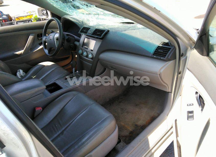 Photo 5 of 2009 Toyota Camry (VIN 4T1BE46K59U393697)