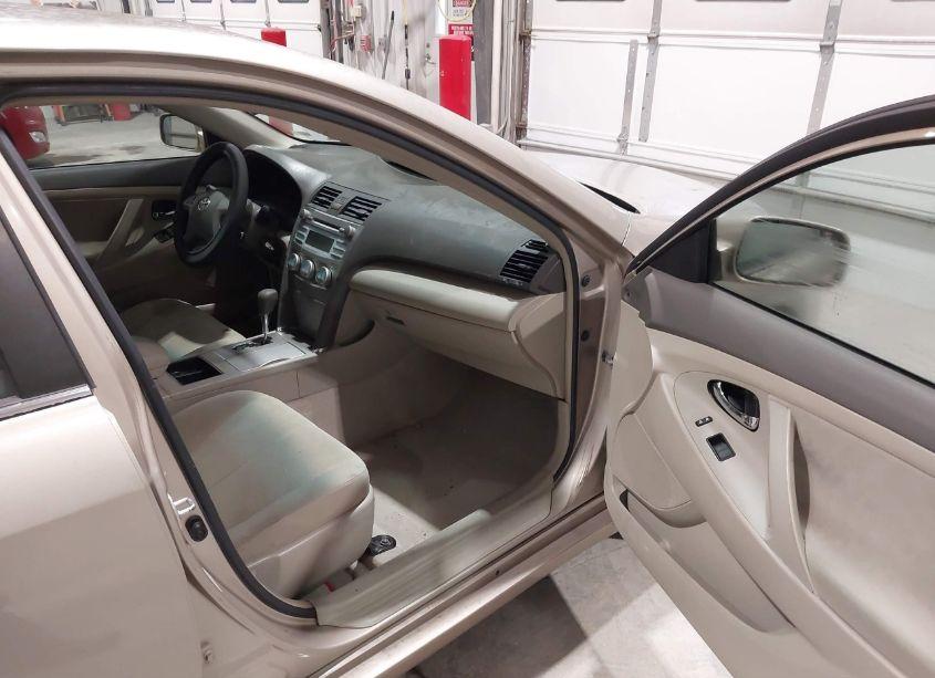 Photo 5 of 2009 Toyota Camry (VIN 4T1BE46K59U399113)