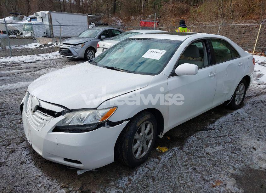 Photo 2 of 2009 Toyota Camry LE (VIN 4T1BE46K59U793405)
