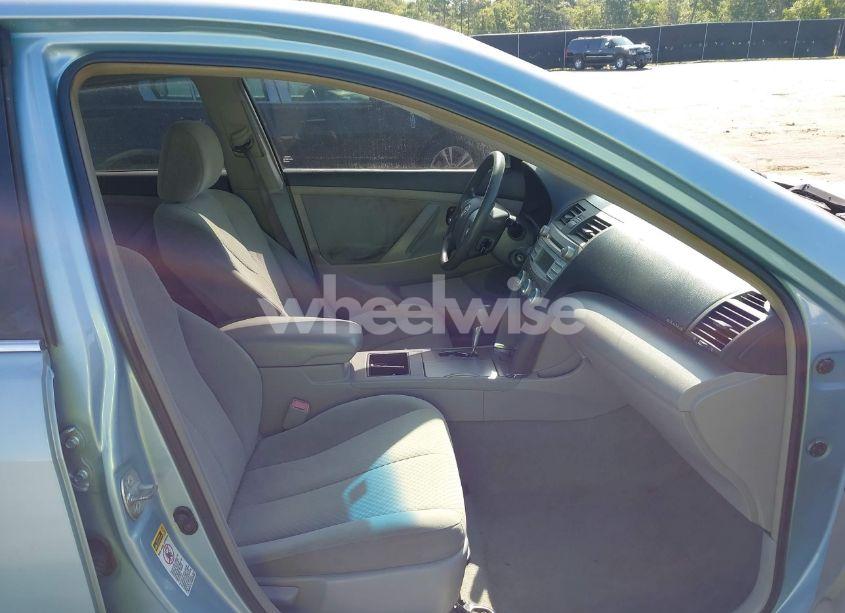 Photo 5 of 2009 Toyota Camry LE (VIN 4T1BE46K59U801079)