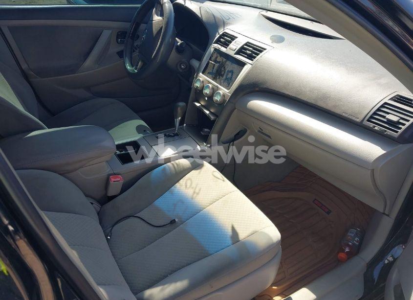 Photo 5 of 2009 Toyota Camry LE (VIN 4T1BE46K59U816620)