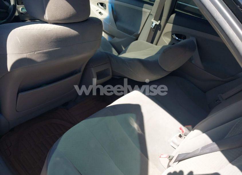 Photo 8 of 2009 Toyota Camry LE (VIN 4T1BE46K59U816620)