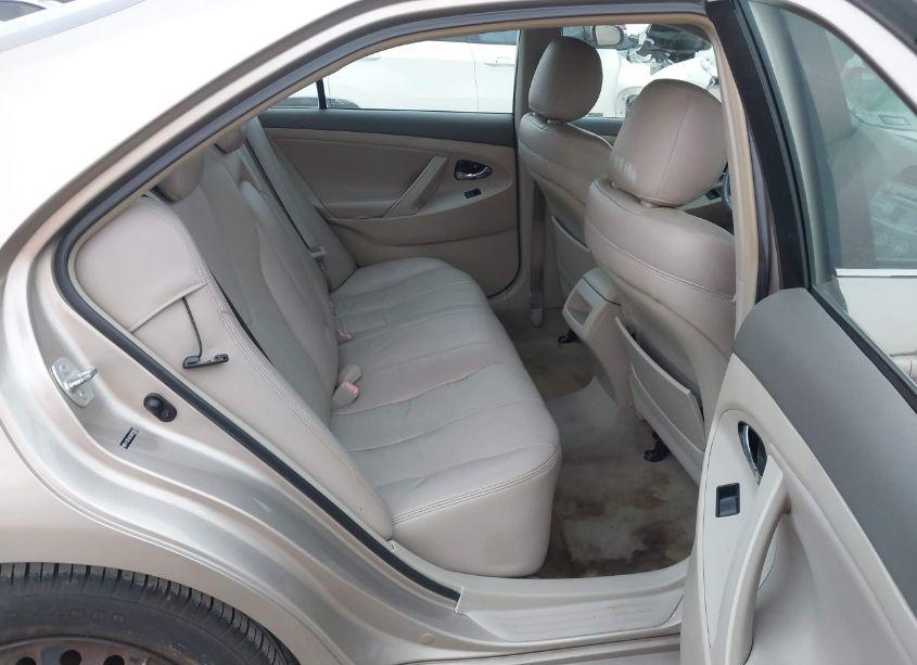 Photo 8 of 2009 Toyota Camry LE (VIN 4T1BE46K59U819162)