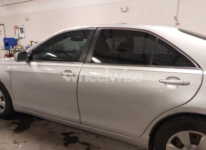 Photo 14 of 2009 Toyota Camry LE (VIN 4T1BE46K59U831909)