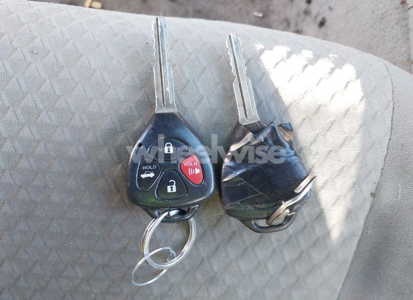 Photo 11 of 2009 Toyota Camry LE (VIN 4T1BE46K59U852579)