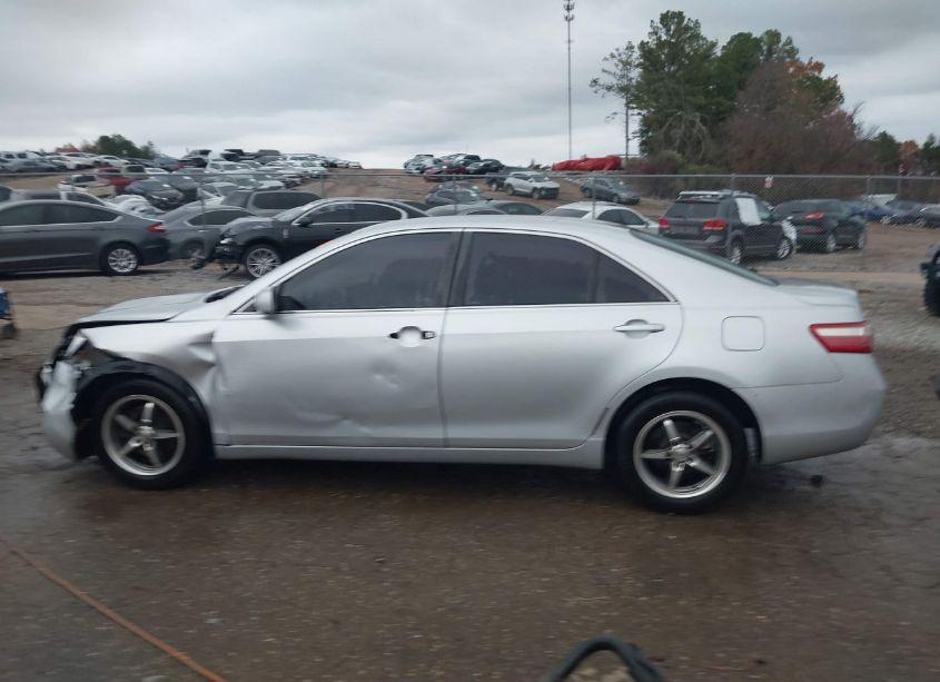 Photo 14 of 2009 Toyota Camry LE (VIN 4T1BE46K59U856860)