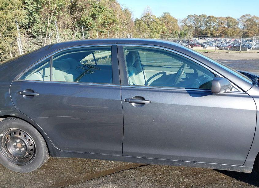 Photo 14 of 2009 Toyota Camry LE (VIN 4T1BE46K59U865932)