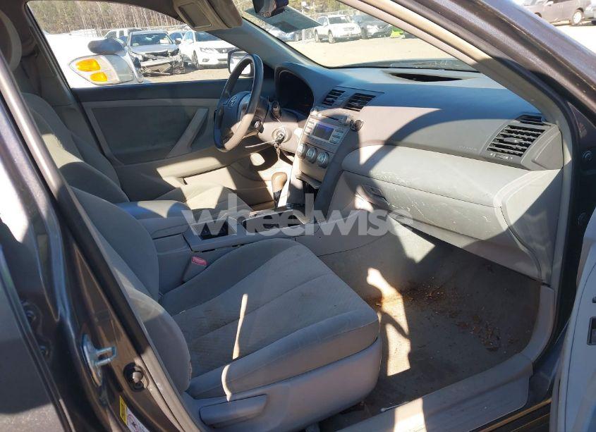 Photo 5 of 2009 Toyota Camry LE (VIN 4T1BE46K59U885775)