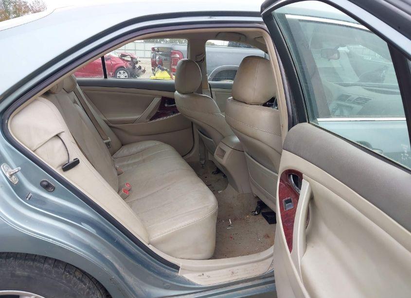 Photo 8 of 2009 Toyota Camry LE (VIN 4T1BE46K59U890510)