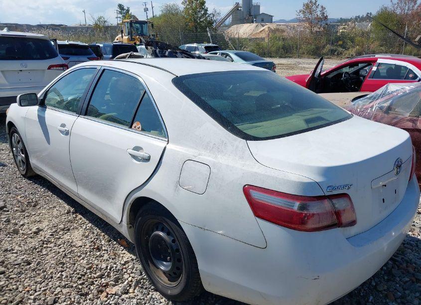 Photo 3 of 2009 Toyota Camry LE (VIN 4T1BE46K59U897621)