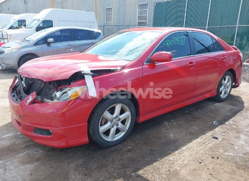 Photo 2 of 2007 Toyota Camry SE (VIN 4T1BE46K67U015532)