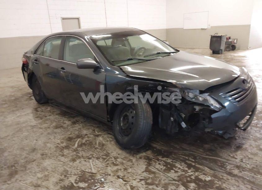 2007 Toyota Camry LE (VIN 4T1BE46K67U016034) main photo