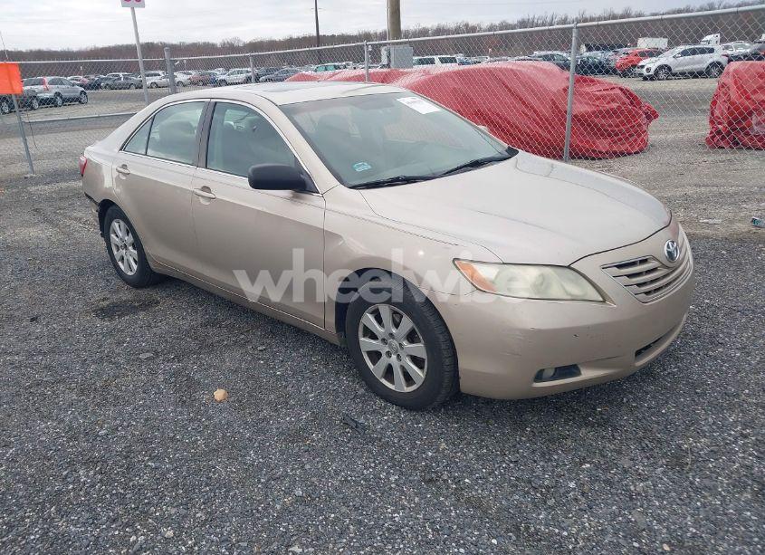 2007 Toyota Camry XLE (VIN 4T1BE46K67U018690) main photo