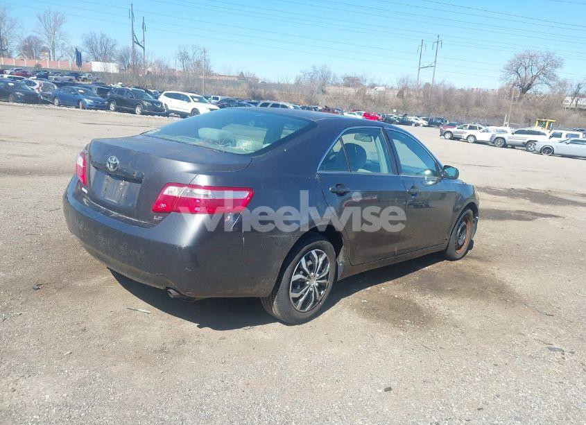 Photo 4 of 2007 Toyota Camry LE (VIN 4T1BE46K67U033349)