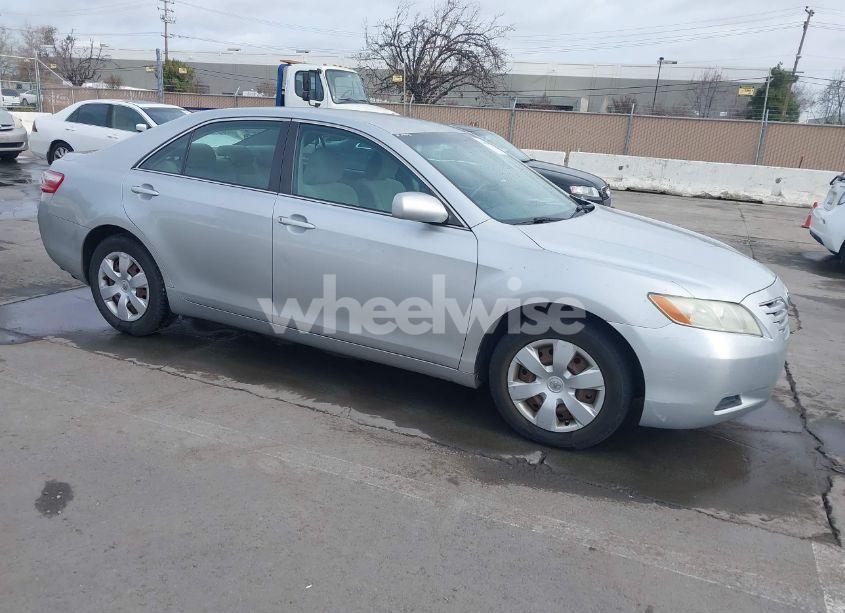 2007 Toyota Camry CE (VIN 4T1BE46K67U035781) main photo