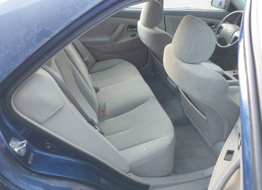 Photo 8 of 2007 Toyota Camry LE (VIN 4T1BE46K67U043721)