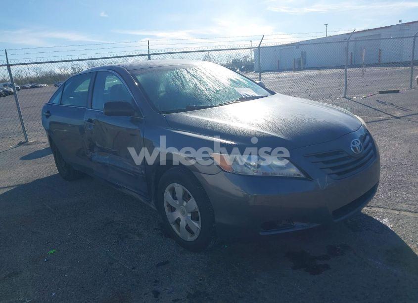 2007 Toyota Camry LE (VIN 4T1BE46K67U054430) main photo