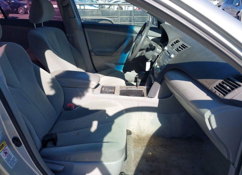 Photo 5 of 2007 Toyota Camry LE (VIN 4T1BE46K67U127702)