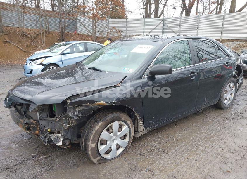 Photo 2 of 2007 Toyota Camry CE (VIN 4T1BE46K67U127960)