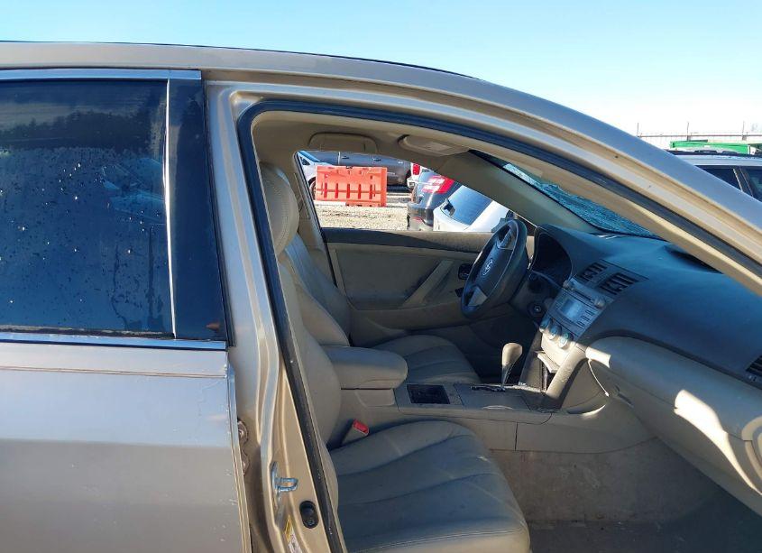 Photo 5 of 2007 Toyota Camry LE (VIN 4T1BE46K67U129921)