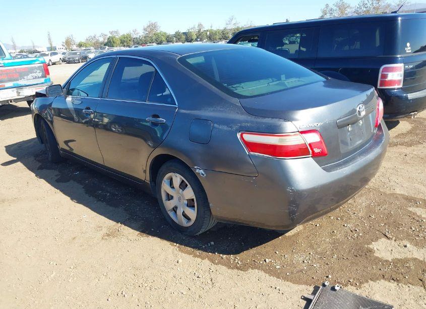 Photo 3 of 2007 Toyota Camry LE (VIN 4T1BE46K67U137162)