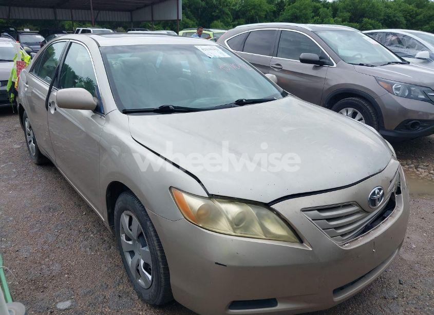 2007 Toyota Camry LE (VIN 4T1BE46K67U178830) main photo