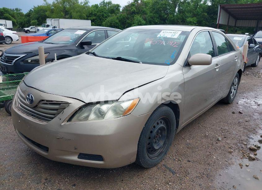 Photo 2 of 2007 Toyota Camry LE (VIN 4T1BE46K67U178830)