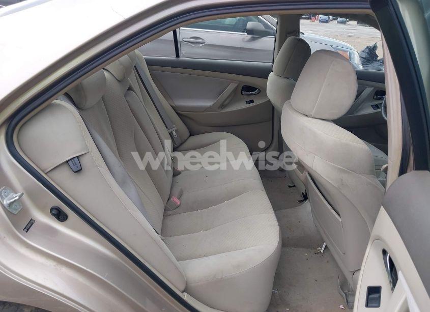 Photo 8 of 2007 Toyota Camry LE (VIN 4T1BE46K67U178830)