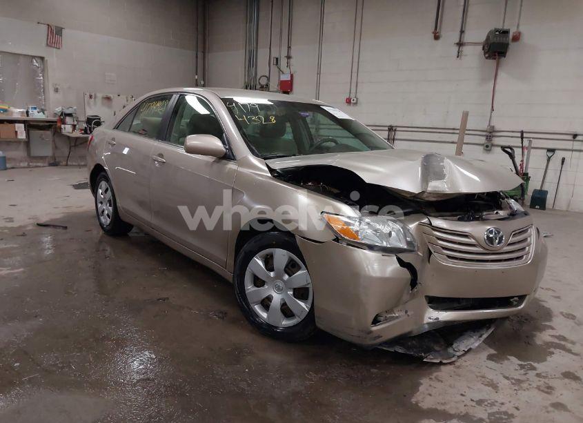 2007 Toyota Camry LE (VIN 4T1BE46K67U182991) main photo
