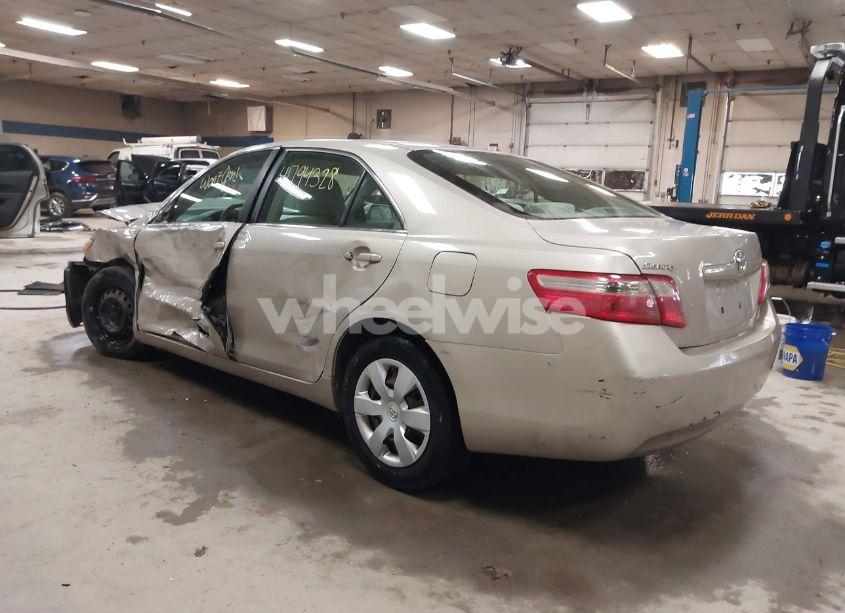 Photo 3 of 2007 Toyota Camry LE (VIN 4T1BE46K67U182991)