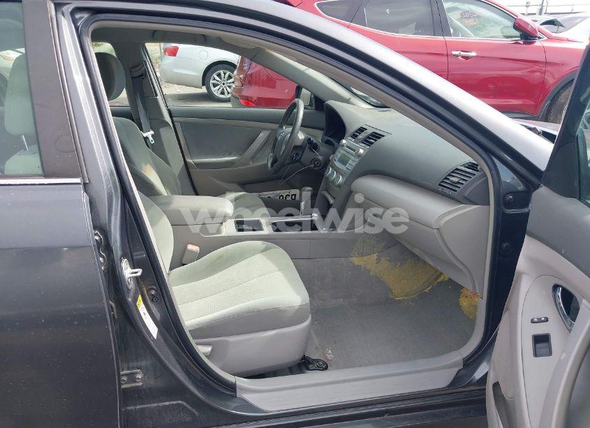 Photo 5 of 2007 Toyota Camry LE (VIN 4T1BE46K67U192582)