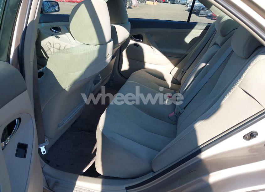 Photo 8 of 2007 Toyota Camry LE (VIN 4T1BE46K67U510782)