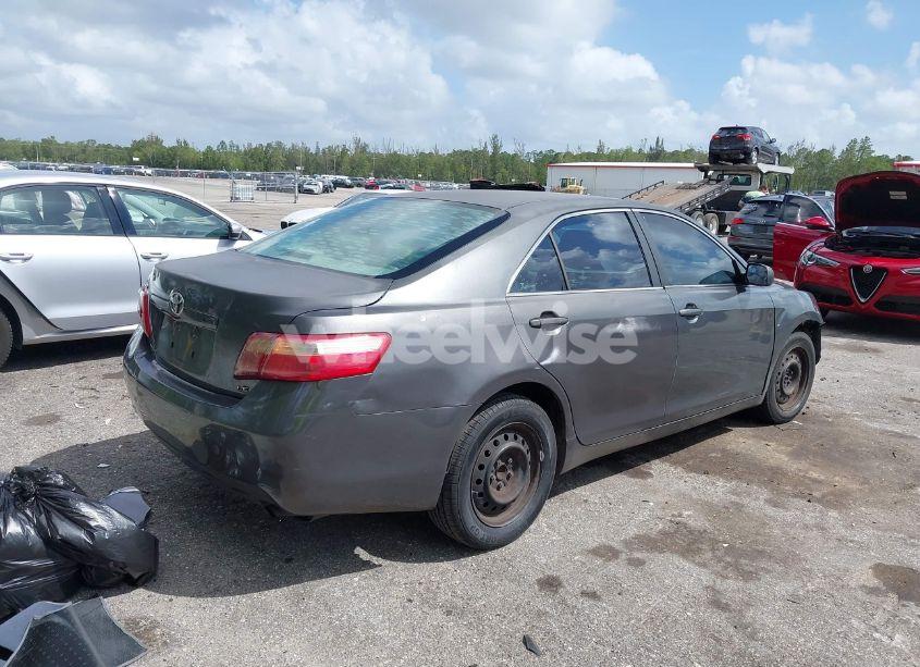 Photo 4 of 2007 Toyota Camry LE (VIN 4T1BE46K67U539568)