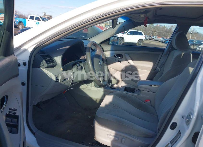 Photo 5 of 2007 Toyota Camry LE (VIN 4T1BE46K67U541126)