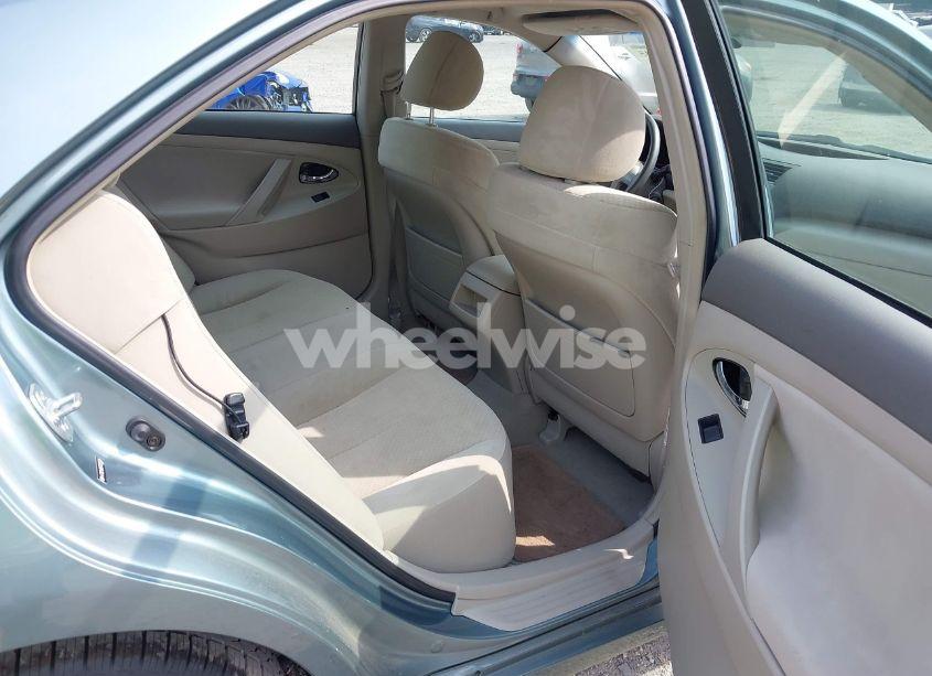 Photo 8 of 2007 Toyota Camry LE (VIN 4T1BE46K67U550134)