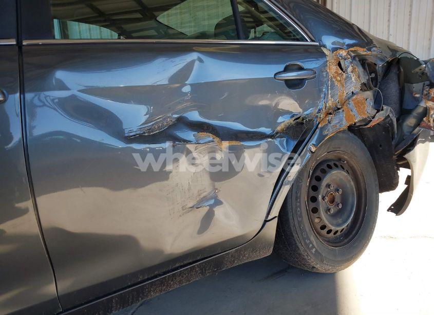 Photo 6 of 2007 Toyota Camry LE (VIN 4T1BE46K67U563272)