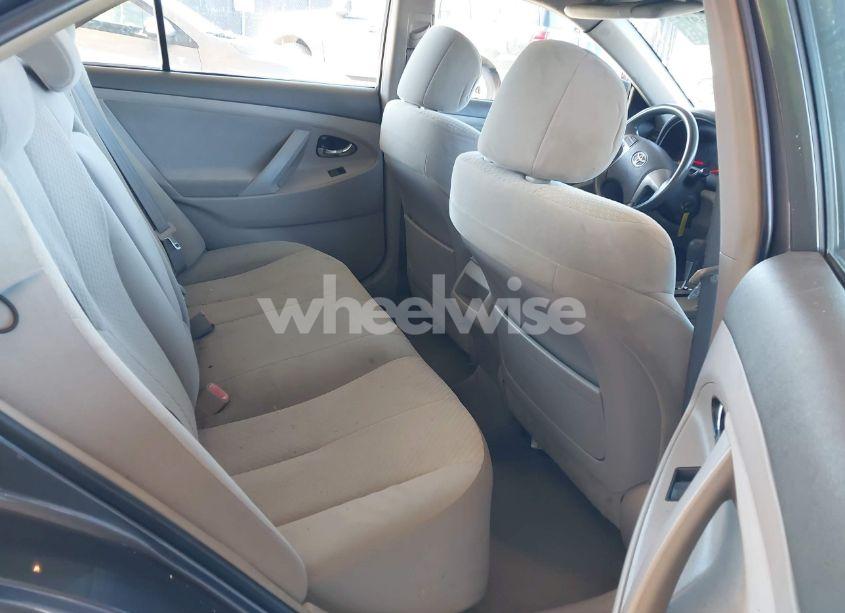 Photo 8 of 2007 Toyota Camry LE (VIN 4T1BE46K67U563272)