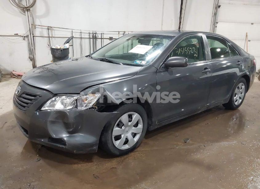 Photo 2 of 2007 Toyota Camry LE (VIN 4T1BE46K67U576328)