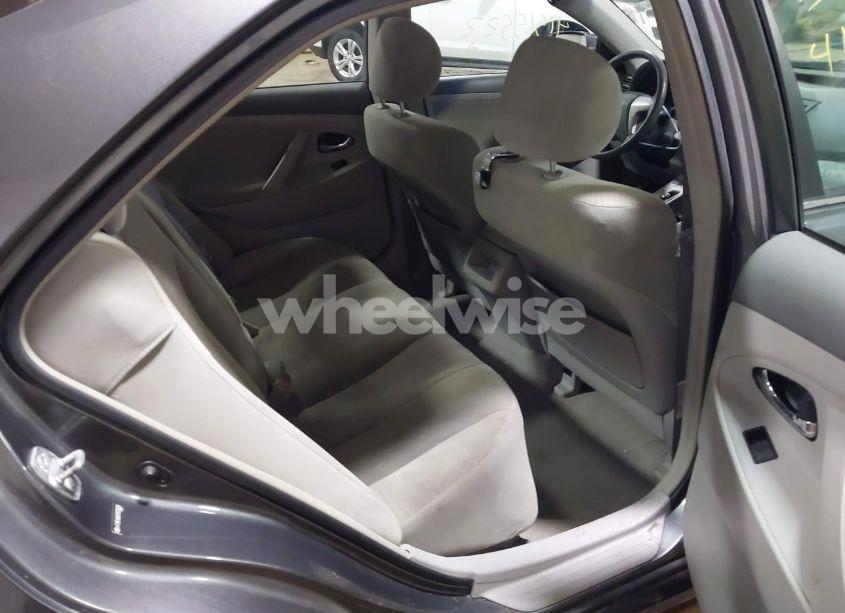 Photo 8 of 2007 Toyota Camry LE (VIN 4T1BE46K67U576328)