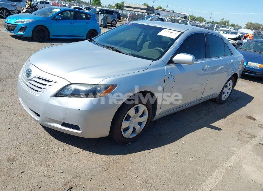 Photo 2 of 2007 Toyota Camry LE (VIN 4T1BE46K67U592089)