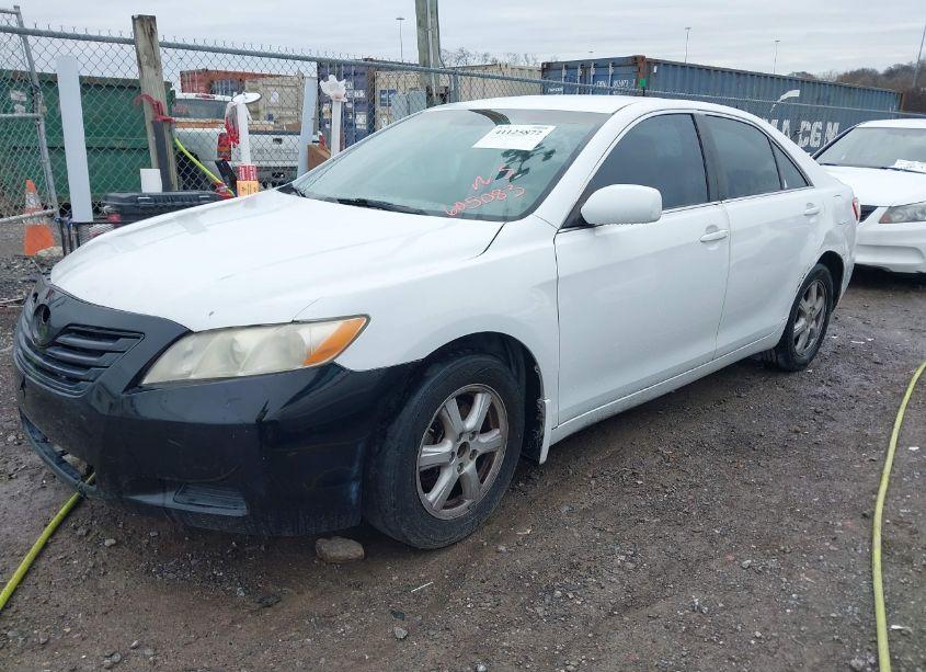 Photo 2 of 2007 Toyota Camry LE (VIN 4T1BE46K67U605083)