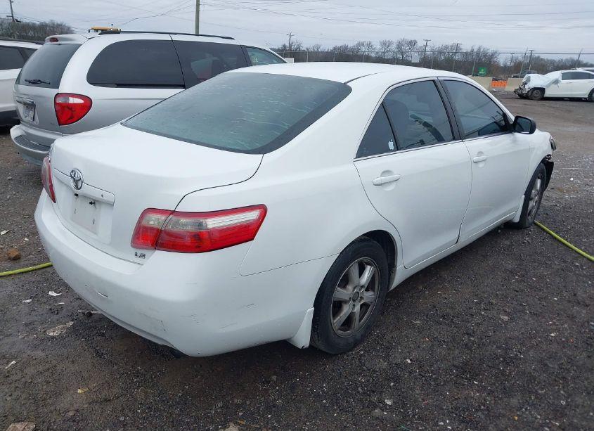 Photo 4 of 2007 Toyota Camry LE (VIN 4T1BE46K67U605083)