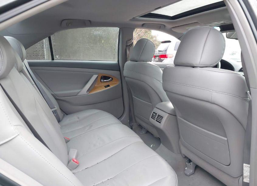 Photo 8 of 2007 Toyota Camry XLE (VIN 4T1BE46K67U619856)