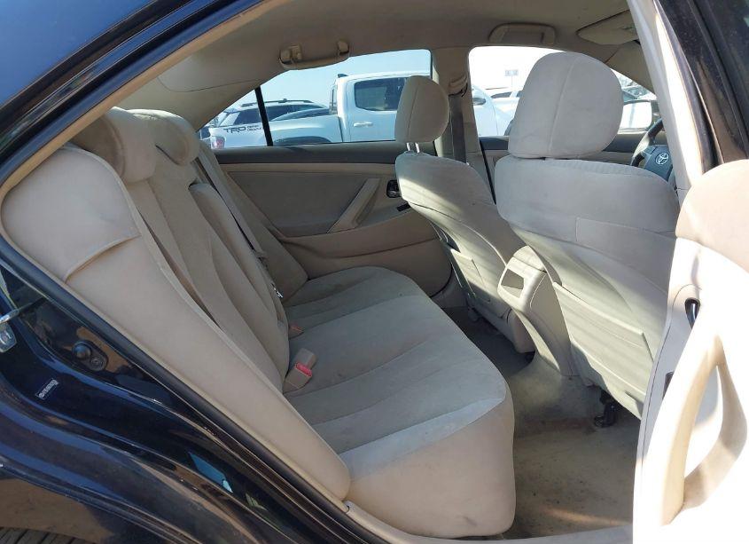 Photo 8 of 2007 Toyota Camry LE (VIN 4T1BE46K67U639508)