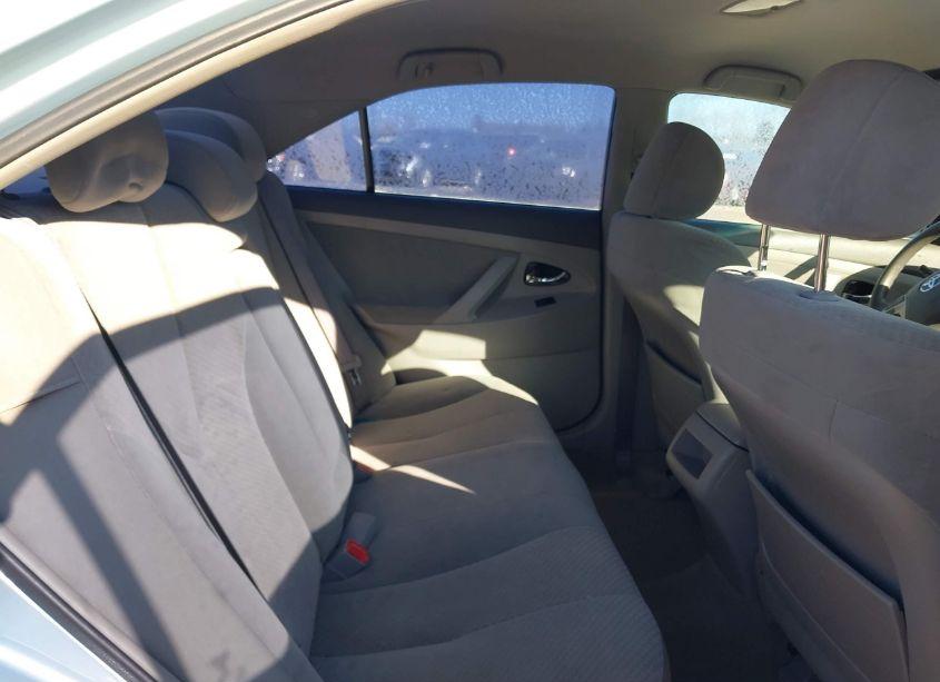 Photo 8 of 2007 Toyota Camry LE (VIN 4T1BE46K67U639640)