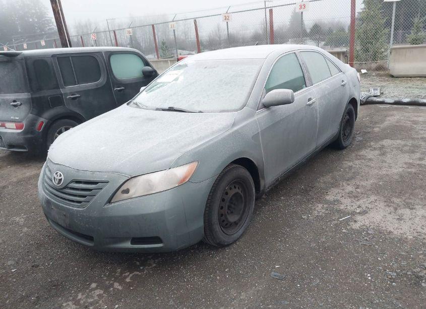 Photo 2 of 2007 Toyota Camry LE (VIN 4T1BE46K67U641582)