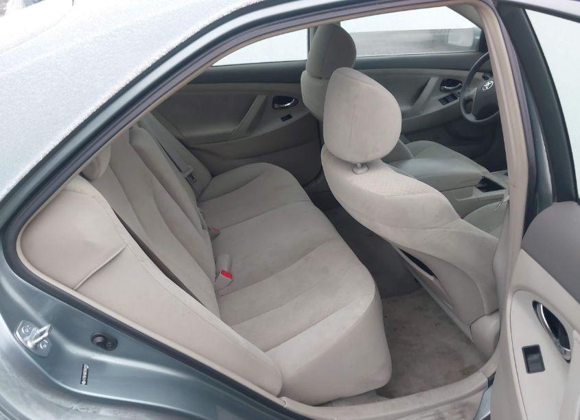 Photo 8 of 2007 Toyota Camry LE (VIN 4T1BE46K67U641582)