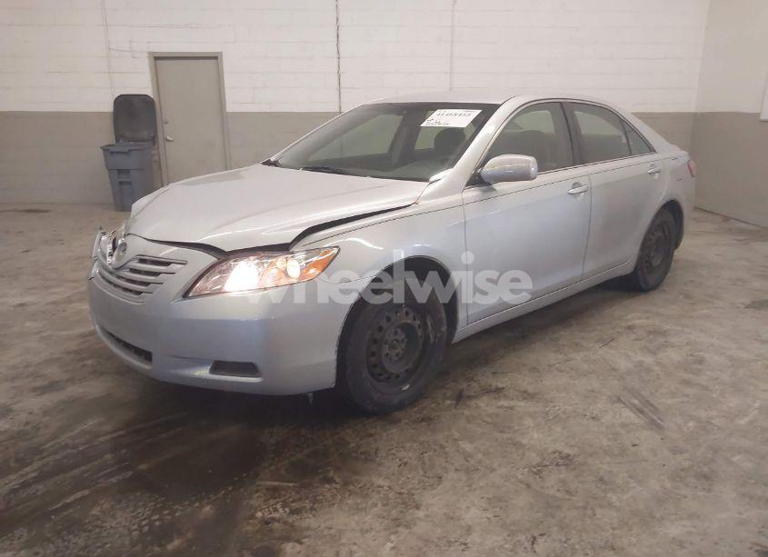 Photo 2 of 2007 Toyota Camry LE (VIN 4T1BE46K67U648158)