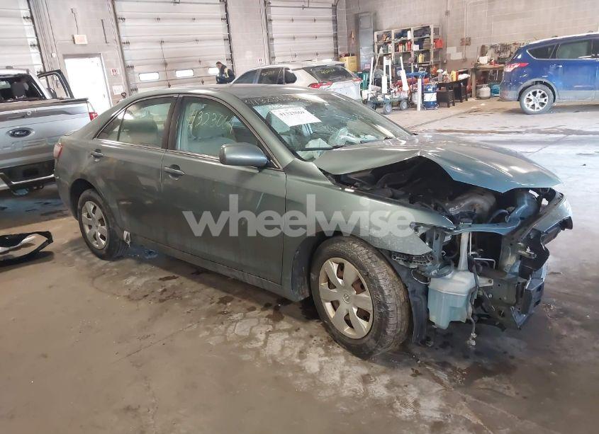 2007 Toyota Camry LE (VIN 4T1BE46K67U661587) main photo