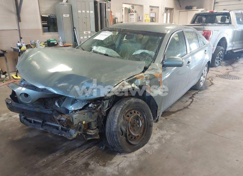 Photo 2 of 2007 Toyota Camry LE (VIN 4T1BE46K67U661587)